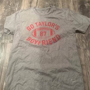 Gray Graphic Tee with Red Print